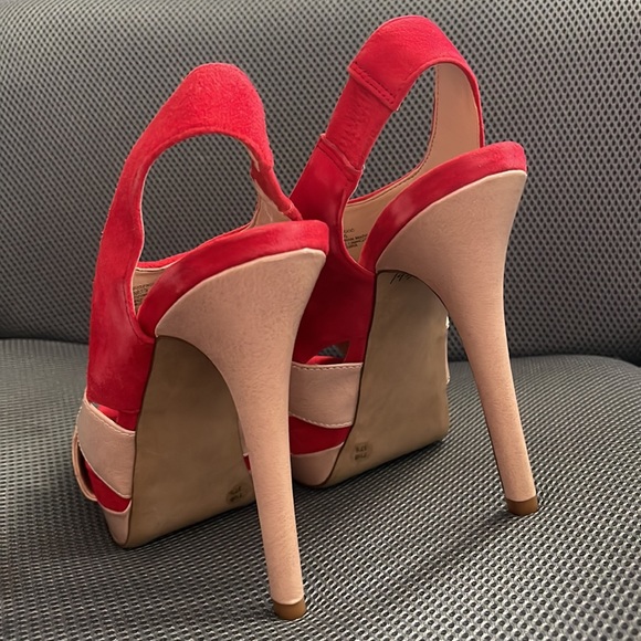 Jessica Simpson color block heels 👠 - Picture 5 of 9